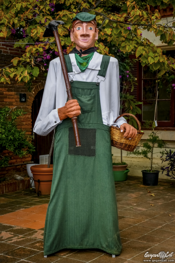 Gegantó de l'escola Arc Iris de Barcelona