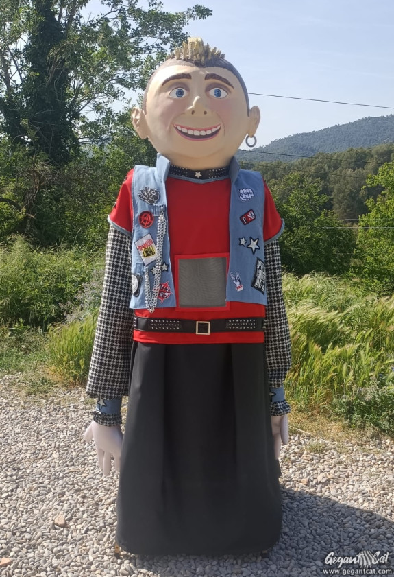 Gegantó Punky de Viladecavalls