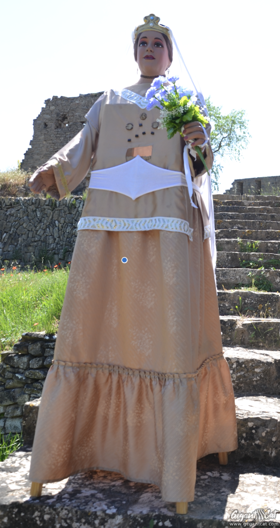 Gegantona Laia dels Joves Geganters de Manresa