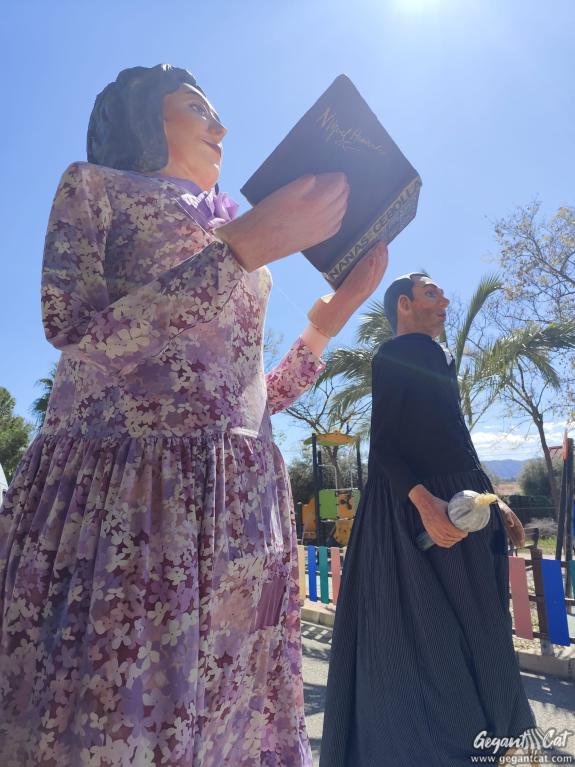 Gegants Josefina Manresa i Miguel Hernández de Sant Vicent del Raspeig
